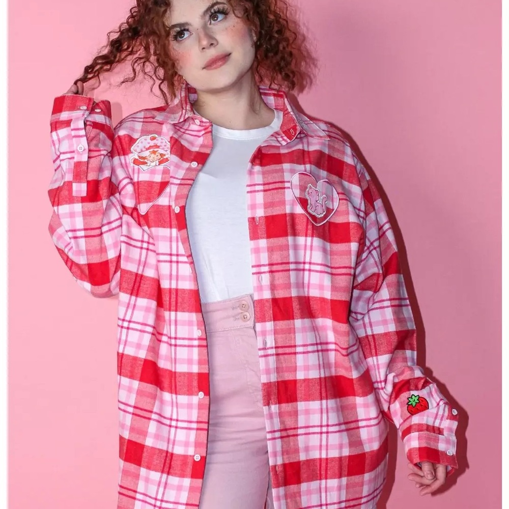 Cakeworthy Strawberry Shortcake Strawberry Flannel medium